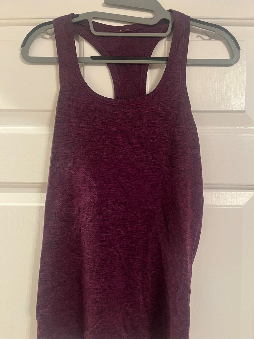 Size 6? No tag Lululemon Women’s Racerback Tank Top - Plum EUC